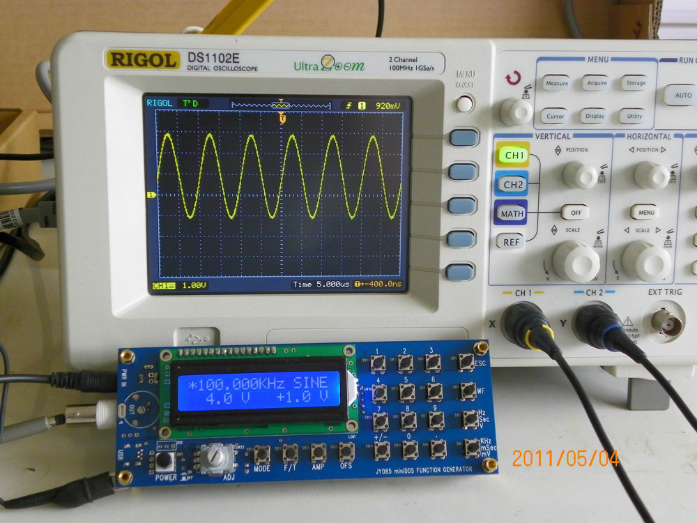 FG085 Digital MiniDDS Function Signal Generator DIY Kit Sine/Triangle+EU Plug 